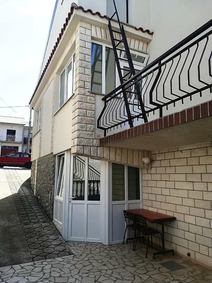 Apartment And Rooms Markovic Senj  Eksteriør bilde